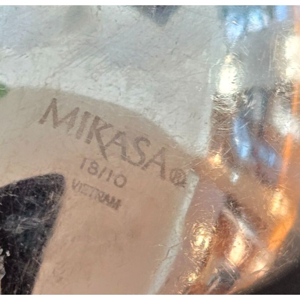 Mikasa Virtuoso SATIN Set of 4 Spoons Stainless Flatware Soup Teaspoon comb Ship - Picture 4 of 4